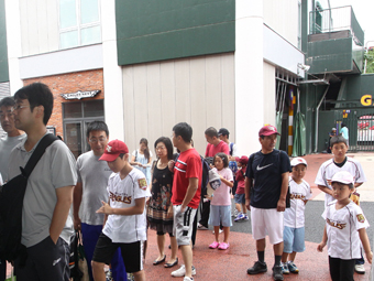 �J���C �e�q�ӂꂠ���싅����1