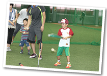 �J���C�e�q�ӂꂠ���y�V�C��O���X�싅����