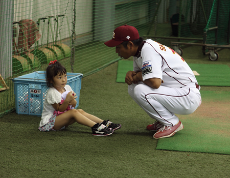 �J���C �e�q�ӂꂠ���y�V�C�[�O���X�싅����