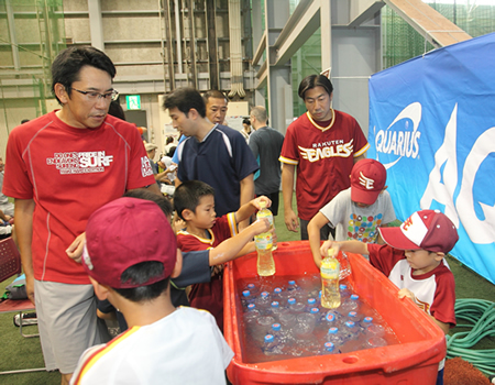 �J���C �e�q�ӂꂠ���y�V�C�[�O���X�싅����