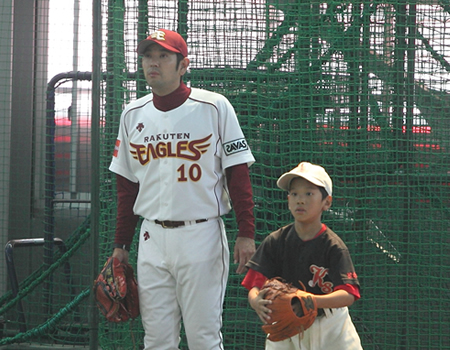 �J���C �e�q�ӂꂠ���y�V�C�[�O���X�싅����