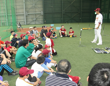 �J���C �e�q�ӂꂠ���y�V�C�[�O���X�싅����